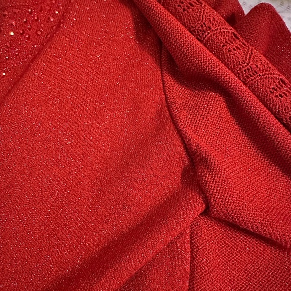 Classy red Alfred Dunner sweater - Picture 8 of 11
